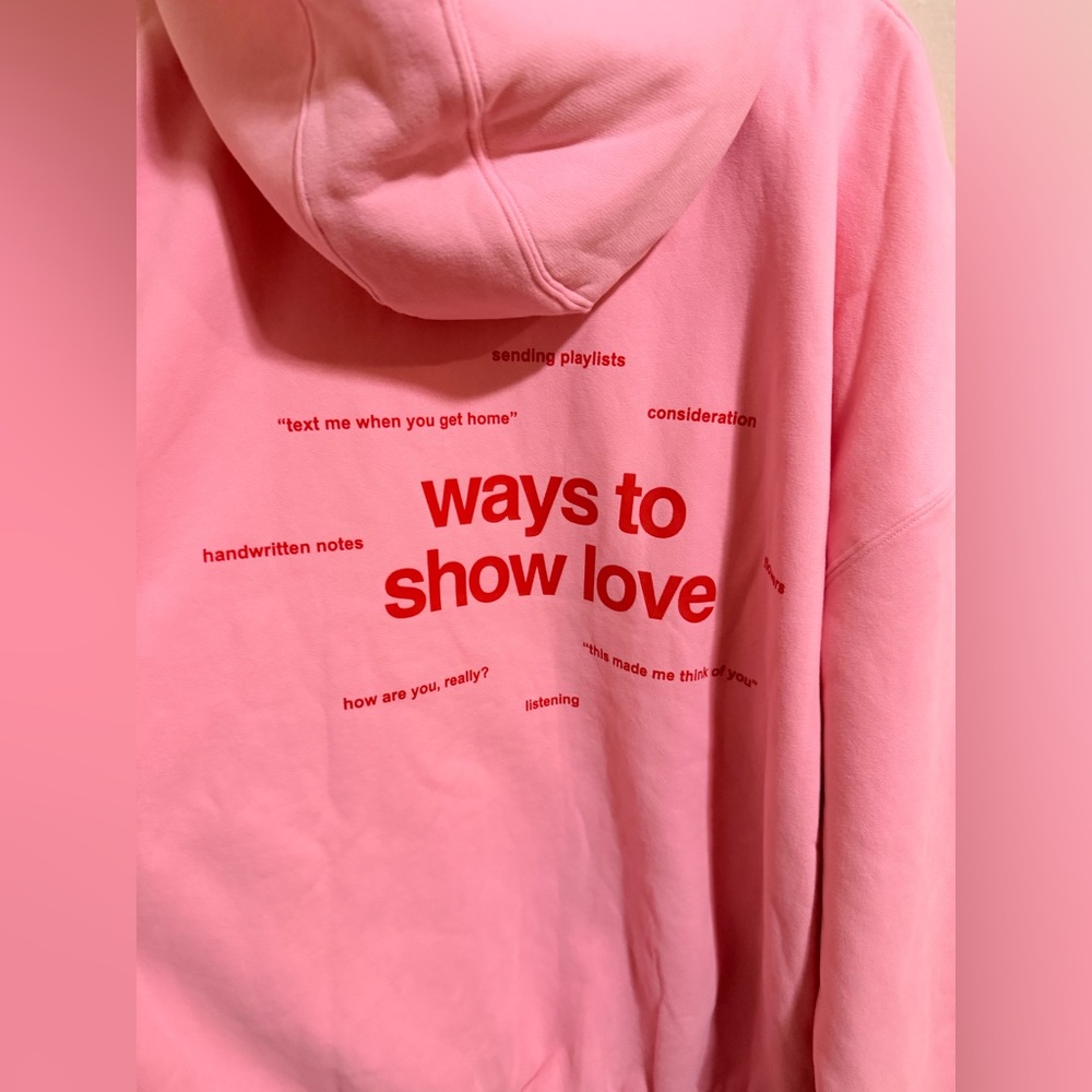 Comfrt "Love" Oversized Hoodie - Petal Pink Size 3XL limited edition like new - Picture 11 of 14